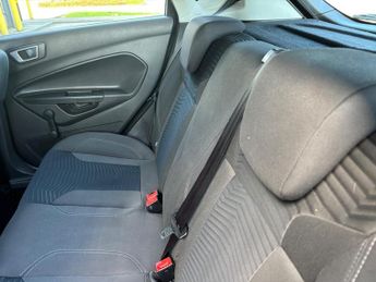 Ford Fiesta 1.0T EcoBoost Zetec Euro 5 (s/s) 5dr