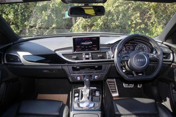 Audi A6 Avant 2.0 TDI ultra Black Edition S Tronic Euro 6 (s/s) 5dr