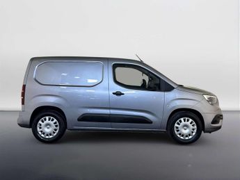 Vauxhall Combo Electric 2300 50kWh Sportive Panel Van 5dr Electric Auto L1 H1 (136 ps)