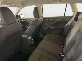 Skoda Kamiq 1.0 TSI SE SUV 5dr Petrol Manual Euro 6 (s/s) (95 ps)