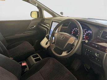 Toyota Vellfire 2.4L Petrol MPV 8 Seats Automatic White