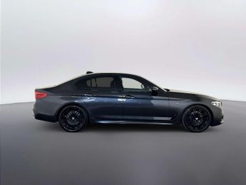 BMW 5 Series 3.0 530d M Sport Saloon 4dr Diesel Auto xDrive Euro 6 (s/s) (265