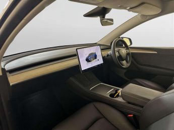 Tesla Model Y (Dual Motor) Long Range SUV 5dr Electric Auto 4WDE (384 bhp)