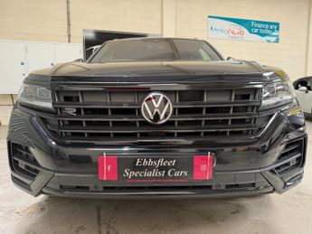 Volkswagen Touareg 3.0 TDI V6 R-Line Tech Plus Tiptronic 4Motion Euro 6 (s/s) 5dr