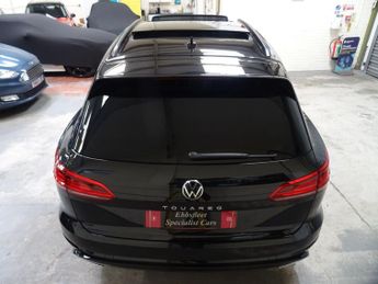 Volkswagen Touareg 3.0 TDI V6 R-Line Tech Plus Tiptronic 4Motion Euro 6 (s/s) 5dr
