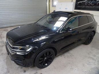 Volkswagen Touareg 3.0 TDI V6 R-Line Tech Plus Tiptronic 4Motion Euro 6 (s/s) 5dr