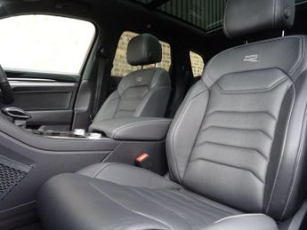 Volkswagen Touareg 3.0 TDI V6 R-Line Tech Plus Tiptronic 4Motion Euro 6 (s/s) 5dr