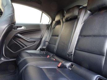 Mercedes-Benz A Class 1.8 A180 CDI BlueEfficiency Sport Hatchback 5dr Diesel 7G-DCT Eu