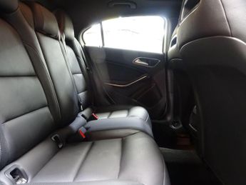 Mercedes-Benz A Class 1.8 A180 CDI BlueEfficiency Sport Hatchback 5dr Diesel 7G-DCT Eu