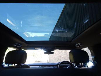 Land Rover Range Rover 3.0 D300 MHEV HSE Auto 4WD Euro 6 (s/s) 5dr