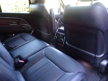 Land Rover Range Rover 3.0 D300 MHEV HSE Auto 4WD Euro 6 (s/s) 5dr