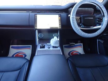 Land Rover Range Rover 3.0 D300 MHEV HSE Auto 4WD Euro 6 (s/s) 5dr