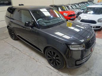 Land Rover Range Rover 3.0 D300 MHEV HSE Auto 4WD Euro 6 (s/s) 5dr
