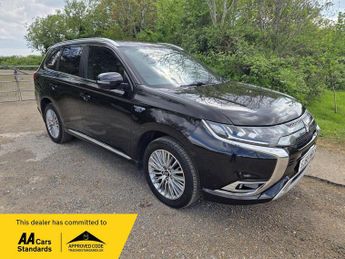 Mitsubishi Outlander 2.4h TwinMotor 13.8kWh 4h CVT 4WD Euro 6 (s/s) 5dr