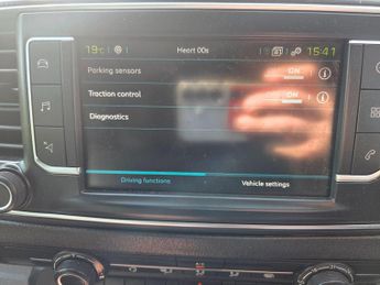 Peugeot e-Expert e 1200 75kWh Professional Standard Panel Van Auto MWB 6dr