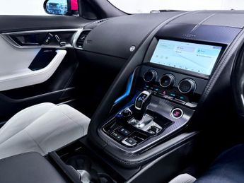 Jaguar F-Type 2.0i R-Dynamic Coupe 2dr Petrol Auto Euro 6 (s/s) (300 ps)