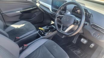 Volkswagen ID.4 Pure 52kWh Life SUV 5dr Electric Auto (148 ps)