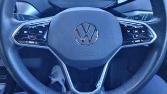 Volkswagen ID.4 Pure 52kWh Life SUV 5dr Electric Auto (148 ps)