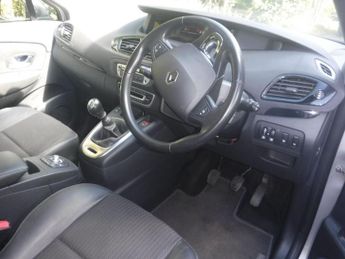 Renault Scenic 1.5 dCi ENERGY Dynamique TomTom Euro 5 (s/s) 5dr