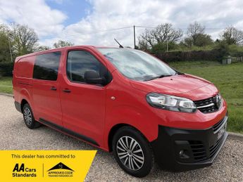 Vauxhall Vivaro 2.0 Turbo D 3100 Dynamic Crew Van L2 H1 Euro 6 (s/s) 5dr