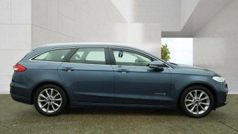 Ford Mondeo 2.0 TiVCT Titanium Edition CVT Euro 6 (s/s) 5dr (17 inch Alloys)