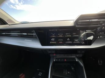 Audi A3 S LINE 40 TFSI E S-A