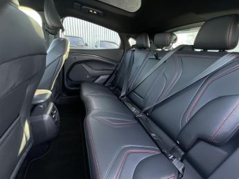 Ford Mustang Mach-E EXT RANGE AWD