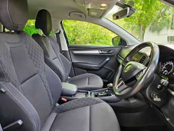 Skoda Karoq 1.6 TDI SE Technology DSG Euro 6 (s/s) 5dr