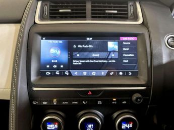 Jaguar E-PACE 2.0 D180 R-Dynamic SE Auto AWD Euro 6 (s/s) 5dr