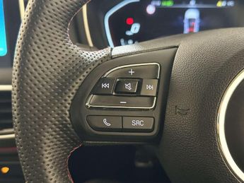 MG MG HS 1.5 T-GDI Trophy SUV 5dr Petrol Manual Euro 6 (s/s) (162 ps)