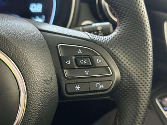 MG MG HS 1.5 T-GDI Trophy SUV 5dr Petrol Manual Euro 6 (s/s) (162 ps)