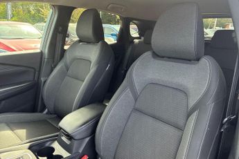 Nissan Qashqai 1.3 DiG-T MH 158 N-Connecta 5dr Xtronic