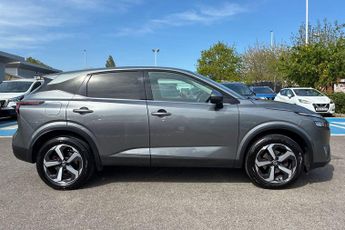 Nissan Qashqai 1.3 DiG-T MH 158 N-Connecta 5dr Xtronic