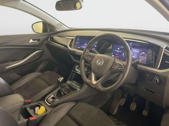 Vauxhall Grandland 1.2 Turbo Ultimate SUV 5dr Petrol Manual Euro 6 (s/s) (130 ps)