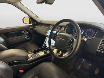 Land Rover Range Rover 3.0 SD V6 Vogue SUV 5dr Diesel Auto 4WD Euro 6 (s/s) (275 ps)