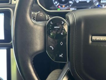 Land Rover Range Rover 3.0 SD V6 Vogue SUV 5dr Diesel Auto 4WD Euro 6 (s/s) (275 ps)