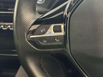 Peugeot E-2008 54kWh GT SUV 5dr Electric Auto (7kW Charger) (156 ps)
