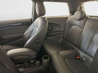 MINI Electric Hatch Cooper SE 32.6kWh Level 3 Hatchback 3dr Electric Auto (184 ps)