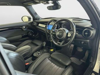 MINI Electric Hatch Cooper SE 32.6kWh Level 3 Hatchback 3dr Electric Auto (184 ps)