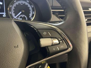 Skoda Scala 1.5 TSI SE Hatchback 5dr Petrol Manual Euro 6 (s/s) (150 ps)