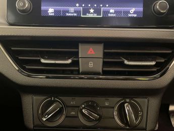 Skoda Scala 1.5 TSI SE Hatchback 5dr Petrol Manual Euro 6 (s/s) (150 ps)