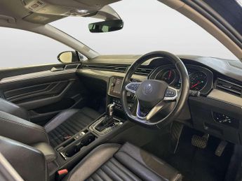 Volkswagen Passat 1.4 TSI 13kWh GTE Estate 5dr Petrol Plug-in Hybrid DSG Euro 6 (s