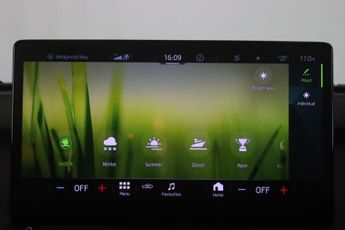 Skoda Enyaq iV 62kWh 60 Nav Suite Auto 5dr