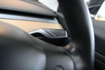 TESLA Model 3 Standard Range Plus Saloon 4dr Electric Auto RWD (241 bhp) +FREE
