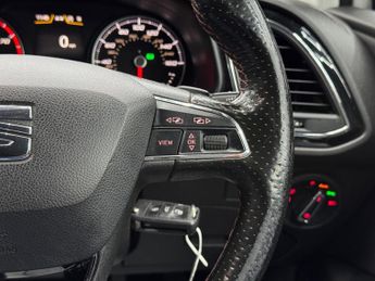 SEAT Leon 1.4 EcoTSI FR Titanium Technology Sport Coupe DSG Euro 6 (s/s) 3