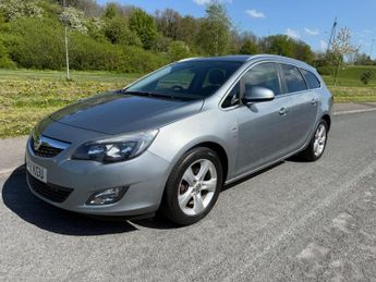 Vauxhall Astra 2.0 CDTi ecoFLEX SRi Sports Tourer Euro 5 (s/s) 5dr