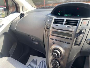Toyota Yaris 1.33 Dual VVT-i TR MultiMode Euro 4 (s/s) 5dr