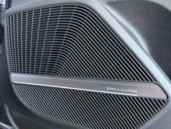 AUDI Q5 2.0 TDI 40 S line Sportback 5dr Diesel S Tronic quattro Euro 6