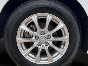 TOYOTA PRIUS 1.5 Saloon 4dr Petrol Hybrid CVT