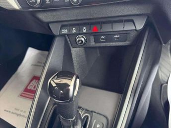 AUDI A1 1.5 TFSI 35 S line Style Edition Sportback 5dr Petrol S Tronic E